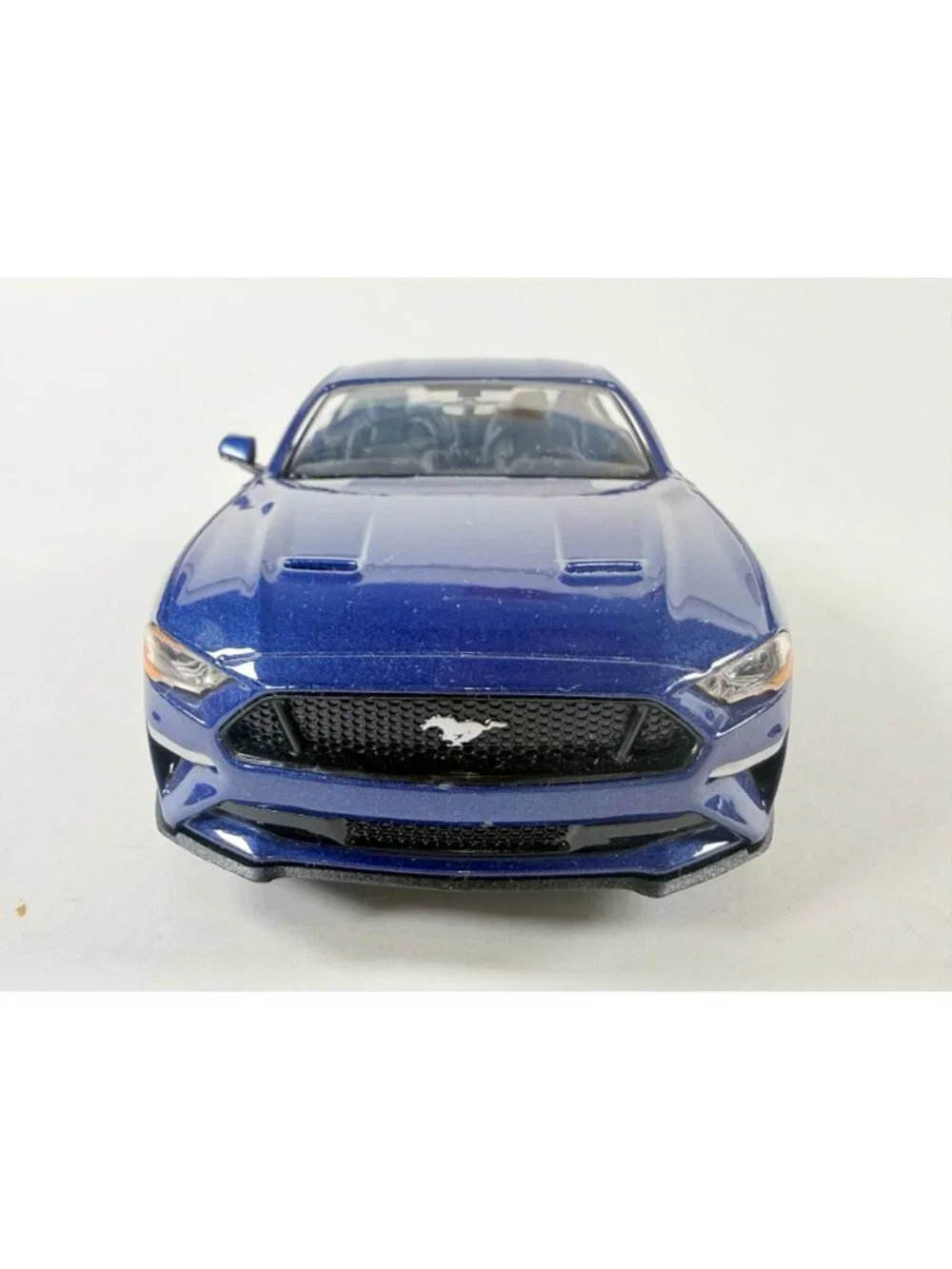 Motor Max 2018 Ford Mustang GT 1:24 Diecast Model Car Blue